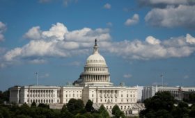Конгрессмены США одобрили поправку о санкциях против госдолга России