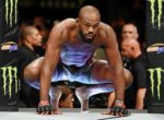 Чемпиона UFC обвинили в домогательствах