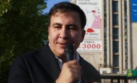 Саакашвили заявил о снятии своей партии с выборов в Раду