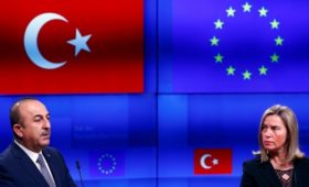 ЕС приостановил переговоры с Турцией на высшем уровне