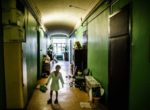 Четверть детей в России оказались за чертой бедности