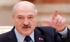 В Минске ответили на слухи об отказе Лукашенко ехать в Польшу без Путина