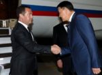 Медведев приехал в Киргизию в день задержания Атамбаева