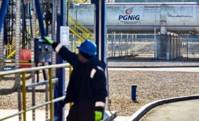 Польша решила продавать Украине доставленный из США газ