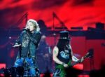 Группа Guns N’ Roses пошла на мировую с производителем пива Guns ‘N’ Rosé