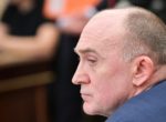 Адвокат заявил об отмене уголовного дела экс-губернатора Дубровского