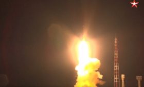 Минобороны показало видео пуска ракеты «Тополь» с полигона Капустин Яр