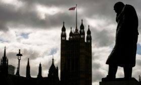 FT узнала о планах Лондона наказать россиян за нарушения прав человека