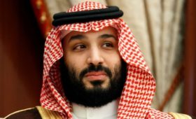 Guardian назвала саудовского принца причастным к взлому телефона Безоса