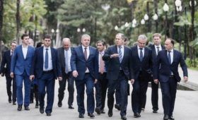 СМИ узнали о возможном отказе Грузии принять саммит из-за Лаврова
