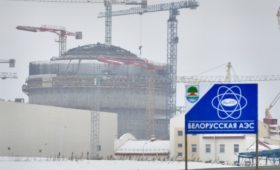 Лукашенко пригрозил России «штрафными санкциями» за срыв стройки БелАЭС