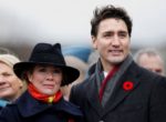 Премьер-министр Канады изолировался из-за проверки жены на коронавирус