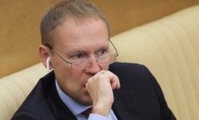 Депутат Луговой заподозрил РЖД в переплате при покупке лома