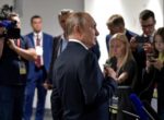 Кремль сократит число сопровождающих Путина в поездках журналистов