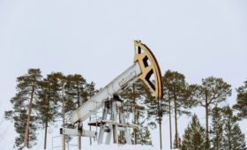 Минфин раскрыл среднюю цену российской нефти за март